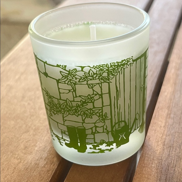 Maison Francis Kurkdjian LA
TROUVERIE Candle - 30g / loz - Picture 4 of 4